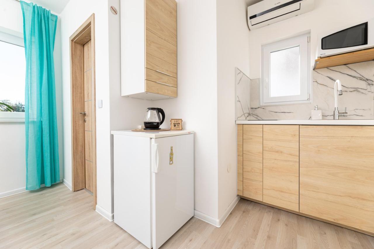 Apartments Aisa* Countryside Holiday Just 500M From The Beach! Krk Town Eksteriør bilde