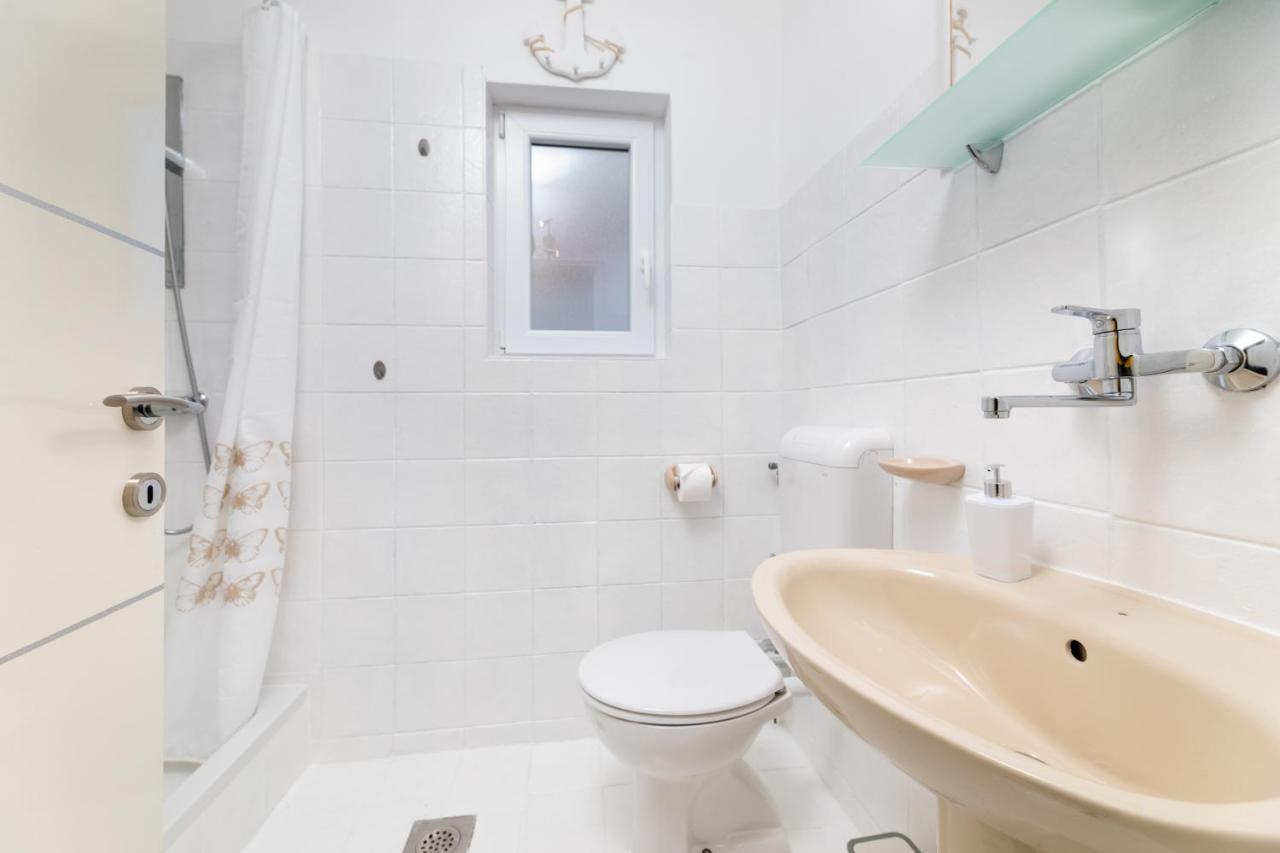 Apartments Aisa* Countryside Holiday Just 500M From The Beach! Krk Town Eksteriør bilde
